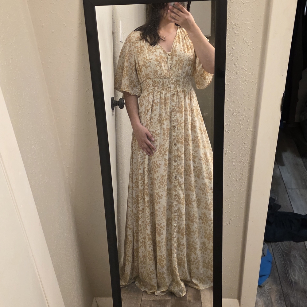 Polagram Cream Floral Maxi Dress